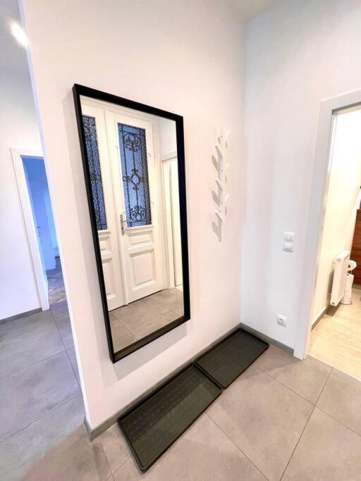 Brand New Spacious & Stylish Aptmt In City-Centre 维也纳 外观 照片